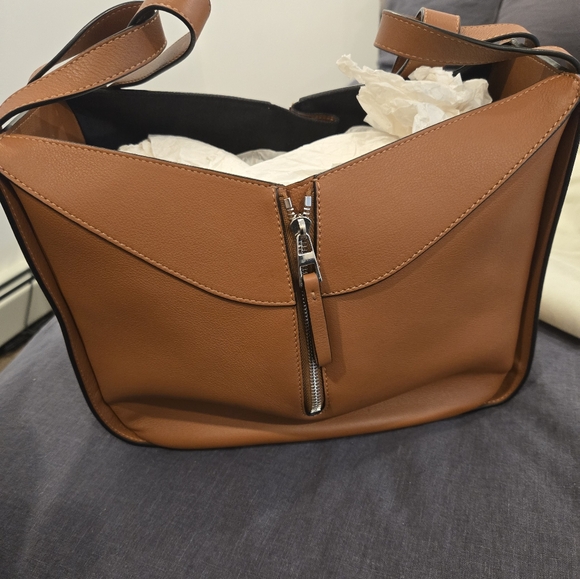 Loewe small hammock in Tan - Picture 12 of 13